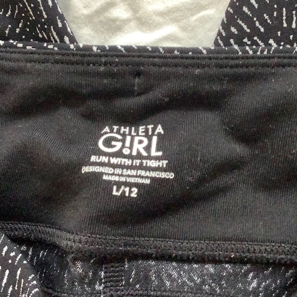 Girls Athleta leggings - Picture 3 of 3